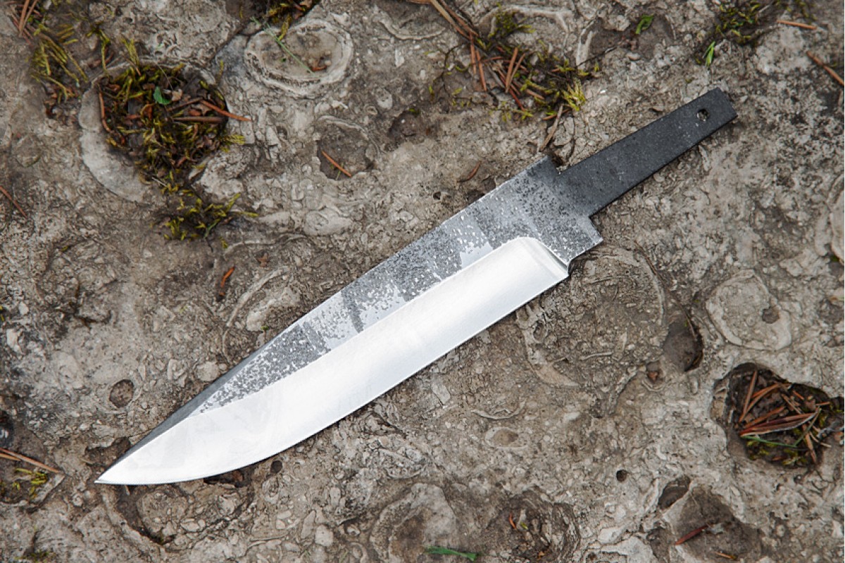 Knife blade made of forged steel 110X18 N101